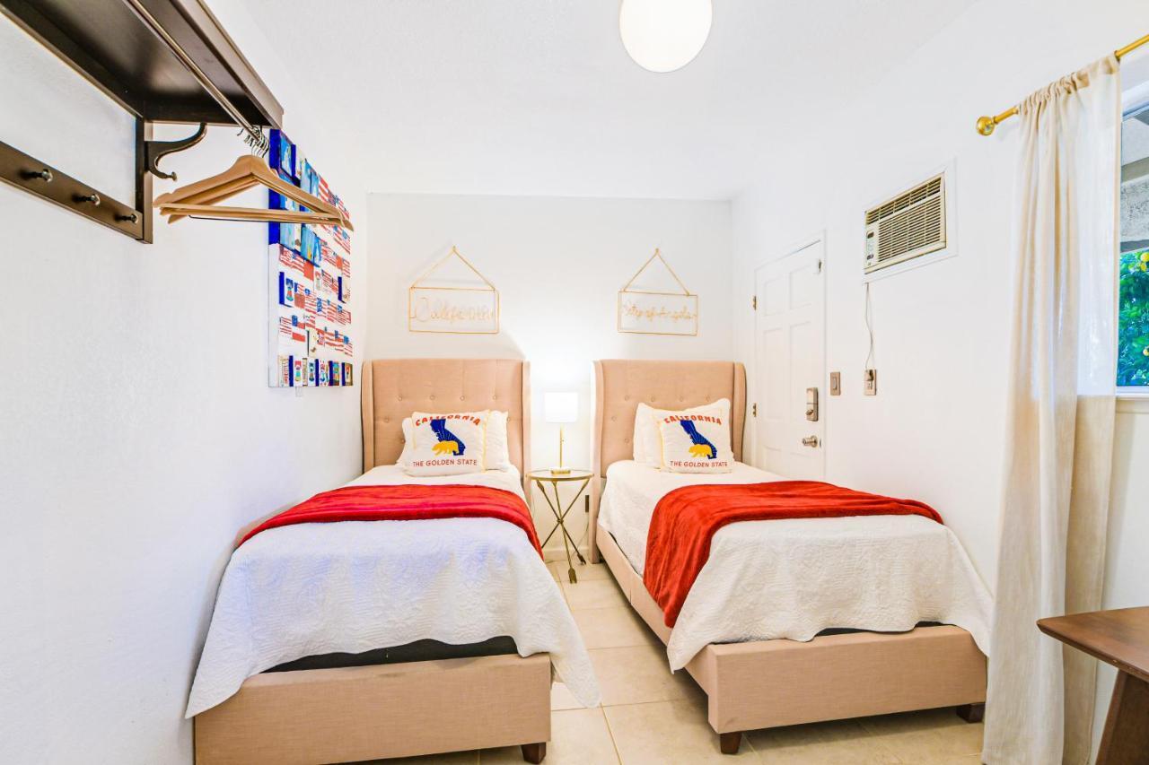 Desert Pool House: Sun, Swim, Sip & Stay Indio Buitenkant foto